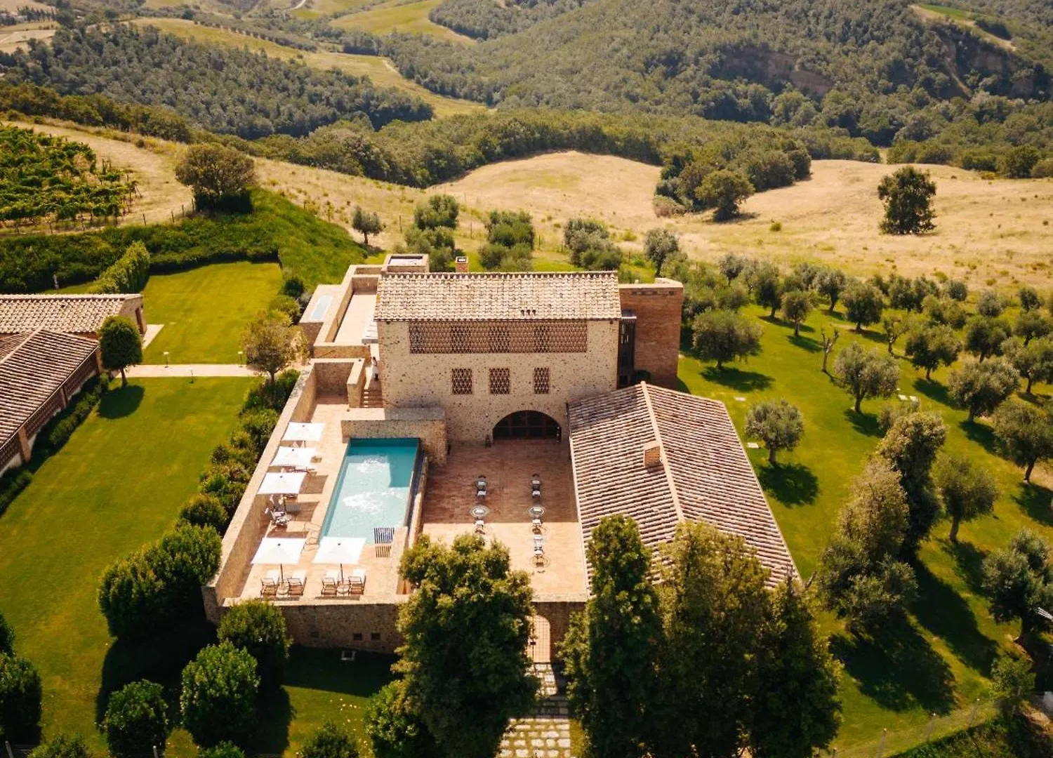 Pecora Vecchia - Collemassari Hospitality contacts